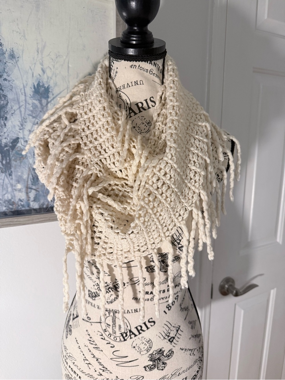 Cream Crochet Knit Infinity Fringe Scarf 🧣